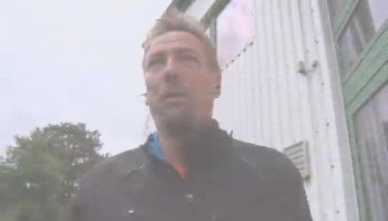 Masseur fucks blondes butt cheeks